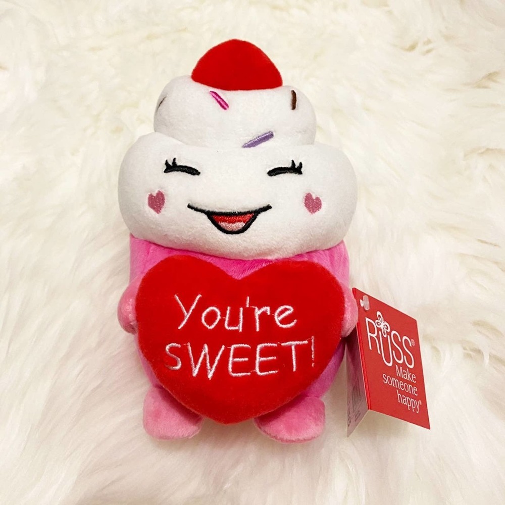 Russ • Cupcake "You're Sweet" Plush 2021